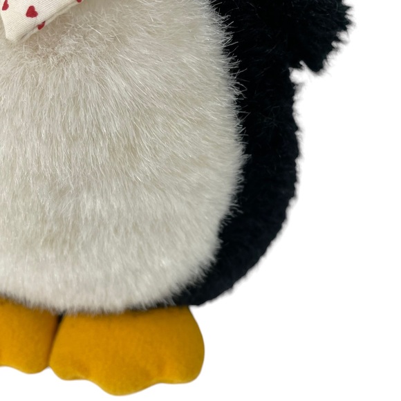 Vintage Fairbanks Penguin Heart Bowtie Eyelashes Plush Russ 880 Valentine Berrie - Picture 9 of 12